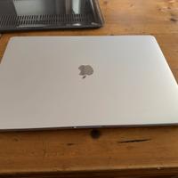 Macbook pro 16 i7 2019