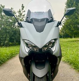 T-Max 560