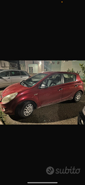 Hiunday i20 benzina gpl