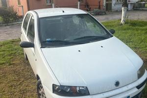 Fiat punto 1.2 benzina neopatentati