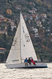 J24 - ideale sia per la regata che per la crociera