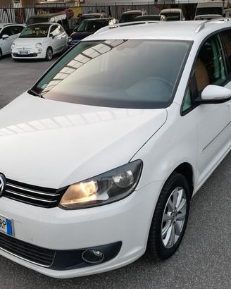 Volkswagen Touran 1.4 TSI DSG Highline EcoFuel