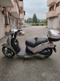 Kymco People 250 - 2003 - 15.339 km