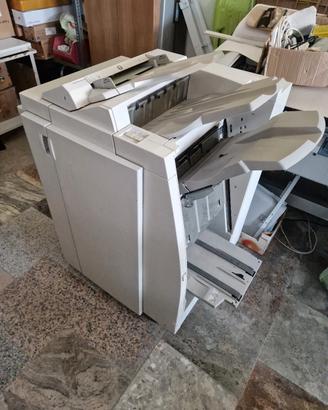Stazione di finitura Xerox per DC240-250-252-260