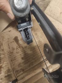 Alzacristalli Destro anteriore Citroen C3 .