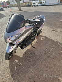 Yamaha T max