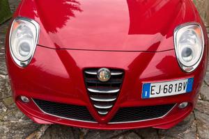 Alfa Romeo MiTo 2011 + treno gomme invernali nuove