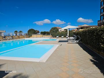 Alloggio fronte mare con piscina