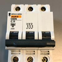 Interruttore magnetotermico Merlin G. C16 6000 3p