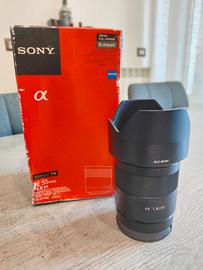 obiettivo fisso Sony Sonnar T 55mm f/1.8 ZA*  