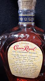 Crown royal whisky da collezione