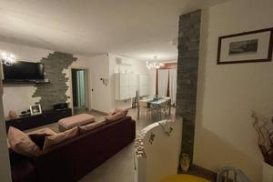 Appartamento di 200 m² con più di 5 locali a Meldo