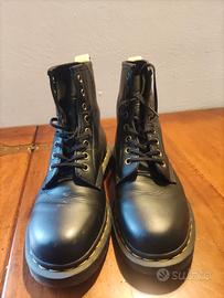 Dr Martens nero opaco mis 39