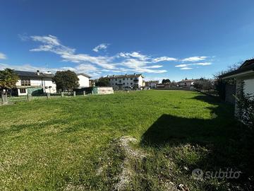 Terreno edificabile a Cervignano del Friuli - Stra