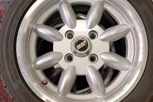 gomme e cerchi Mini Minor 