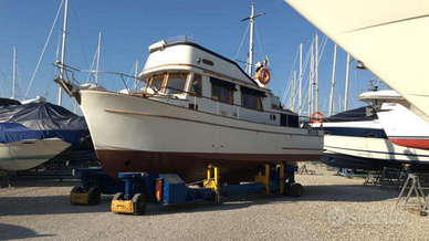 Trawler marine trader 36