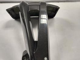 PARAFANGO POSTERIORE IN FIBRA DI CARBONIO PER BMW