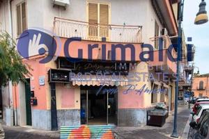 Santa Flavia negozio ad angolo 80 mq [LocM/6]