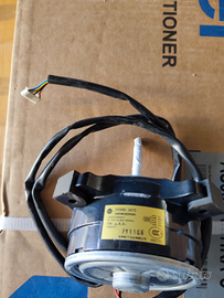 Motore ventilatore esterno Hitachi