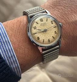 Junghans Trilastic 17 jewels 33mm orologio vintage