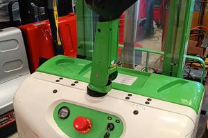 carrelli elevatori  usati e nuovi 