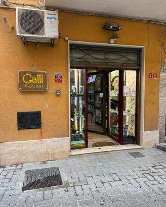 Si loca Locale commerciale