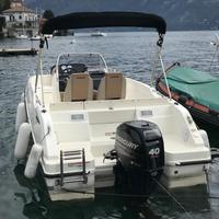 QuickSilver 555 open con carrello