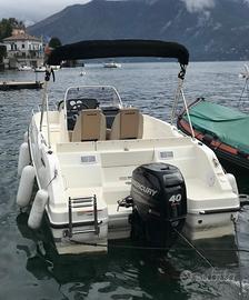 QuickSilver 555 open con carrello