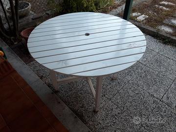 Tavolo da giardino in legno