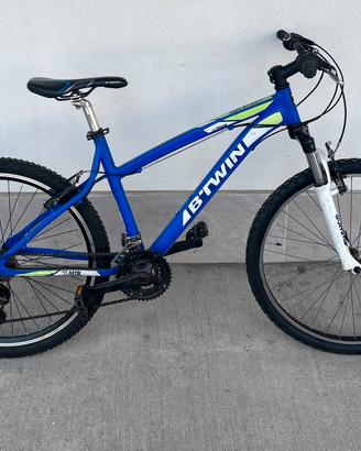 Bicicletta MTB Rockrider alluminio ruota 26.