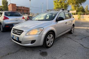 Kia Ceed 1.4GPL COM GANCIO TRAINO