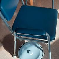 Sedia comoda wc per anziani o disabili