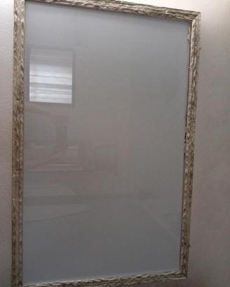 cornice colore oro