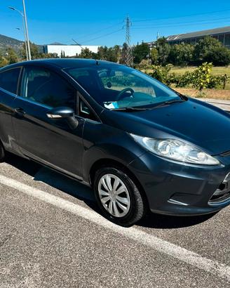 Ford Fiesta 1.2 60CV 5p. TITANIUM