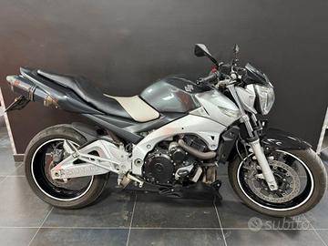 SUZUKI GSR 600- 2014- TAN0%