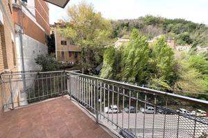 2 LOCALI A MONTE COMPATRI