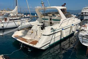 Barca a motore fairline 34 targa