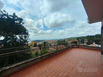Rif.72 Attico Panoramico Albano Laziale Castelli