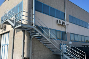 Capannone artigianale industriale