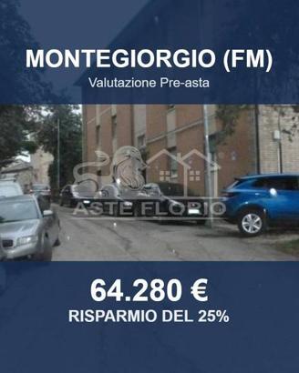 Immobile in asta di 120 m² con più di 5 locali a M