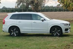 VOLVO XC 90 R Design