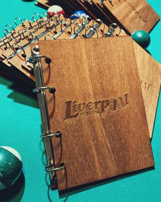 Portamenu in legno personalizzati ad anelli