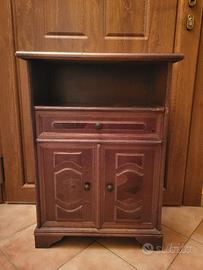 mobiletto in legno antico