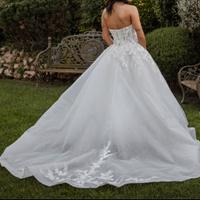 Abito sposa 2023/2024 spalline rimovibili