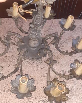 Lampadario vintage a più luci. Ferro battuto