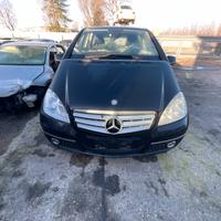 MERCEDES A180 AVANTGARDE W169 2010 PER RICAMBI
