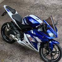 Yamaha R-125 race replica