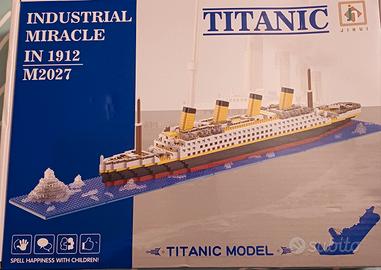 Titanic da costruire in mattoncino