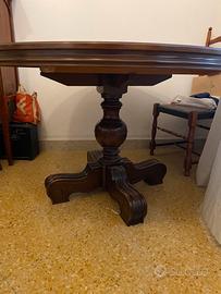 Tavolo vintage  tondo anni 50 allungabile