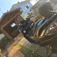 Suzuki AN Burgman 400 - 2013